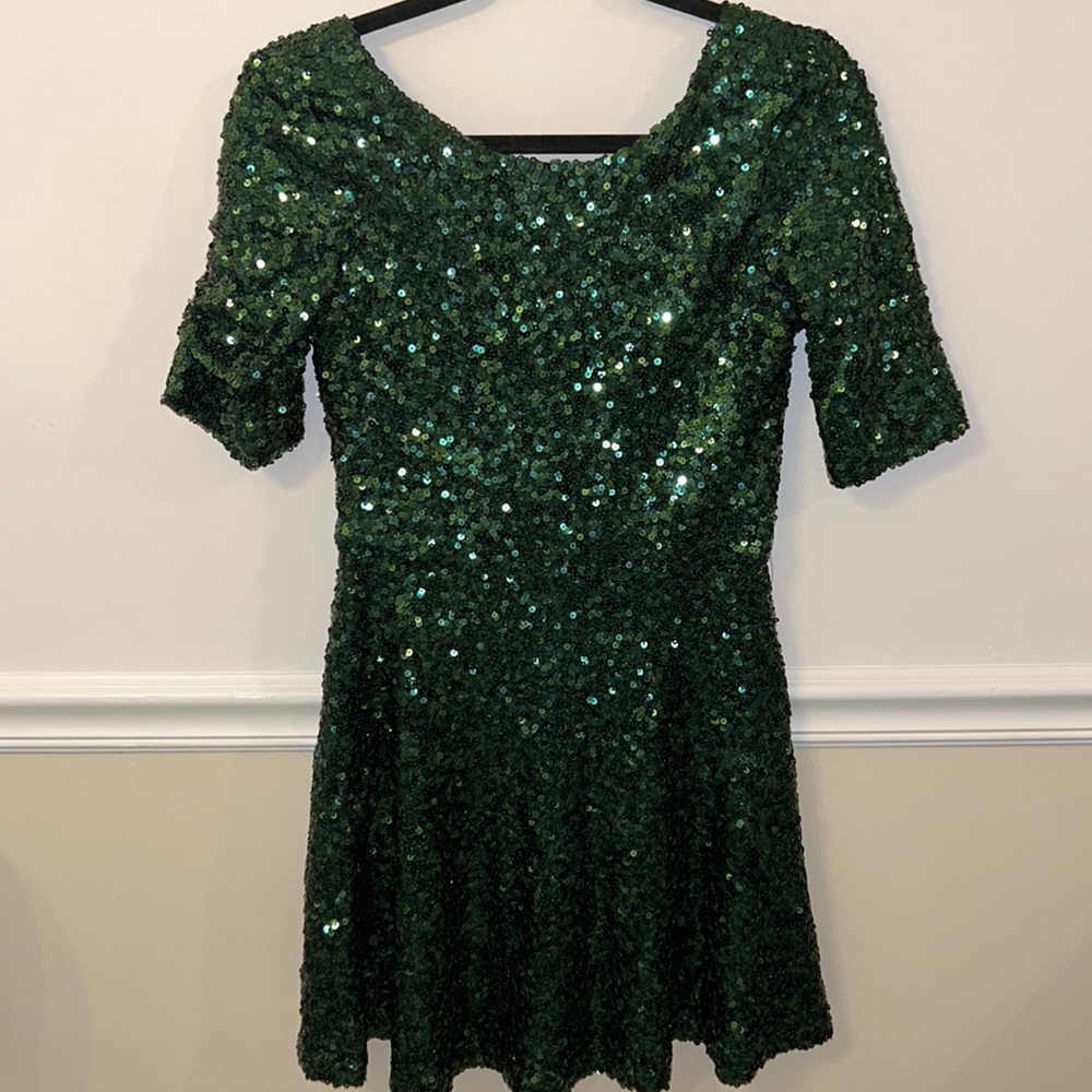 Green sequence sparkly mini dress
